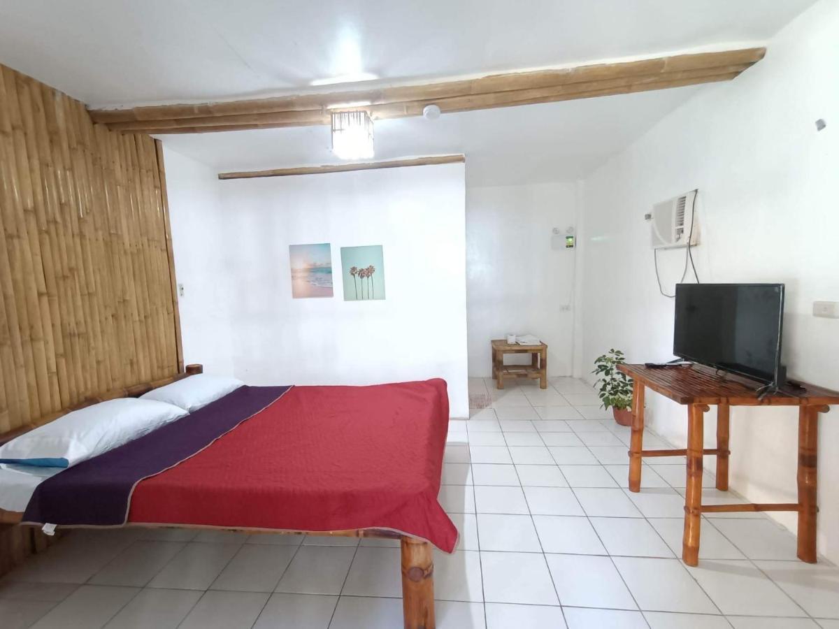 Treasure Beach Resort Carles Luaran gambar