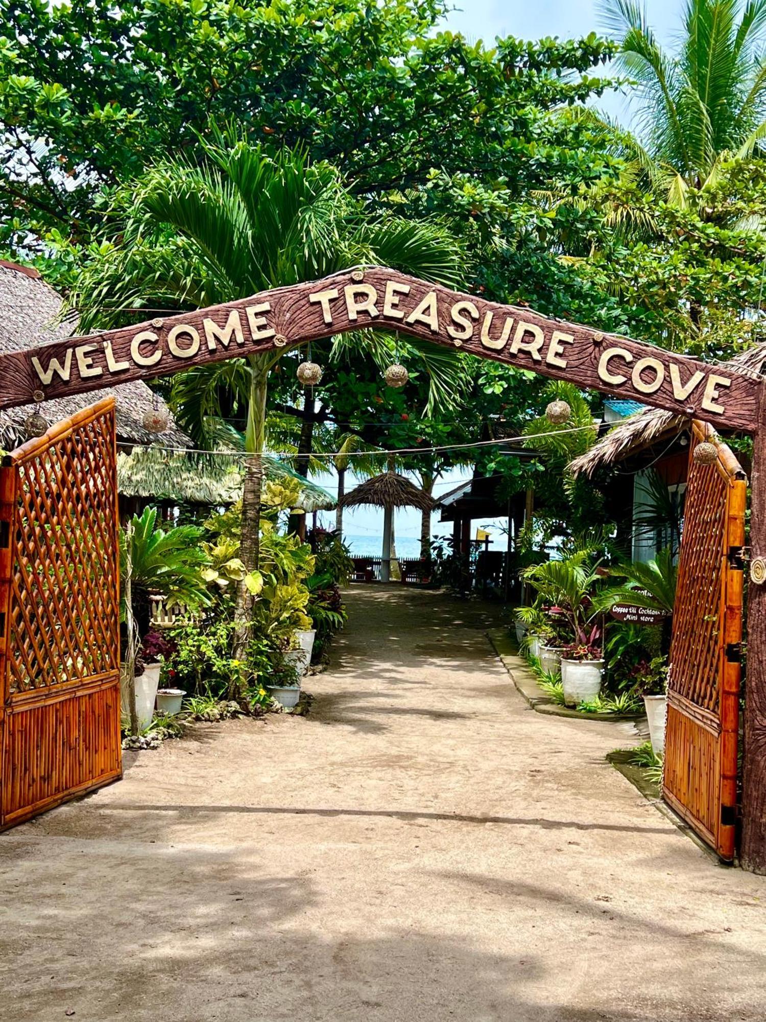 Treasure Beach Resort Carles Luaran gambar