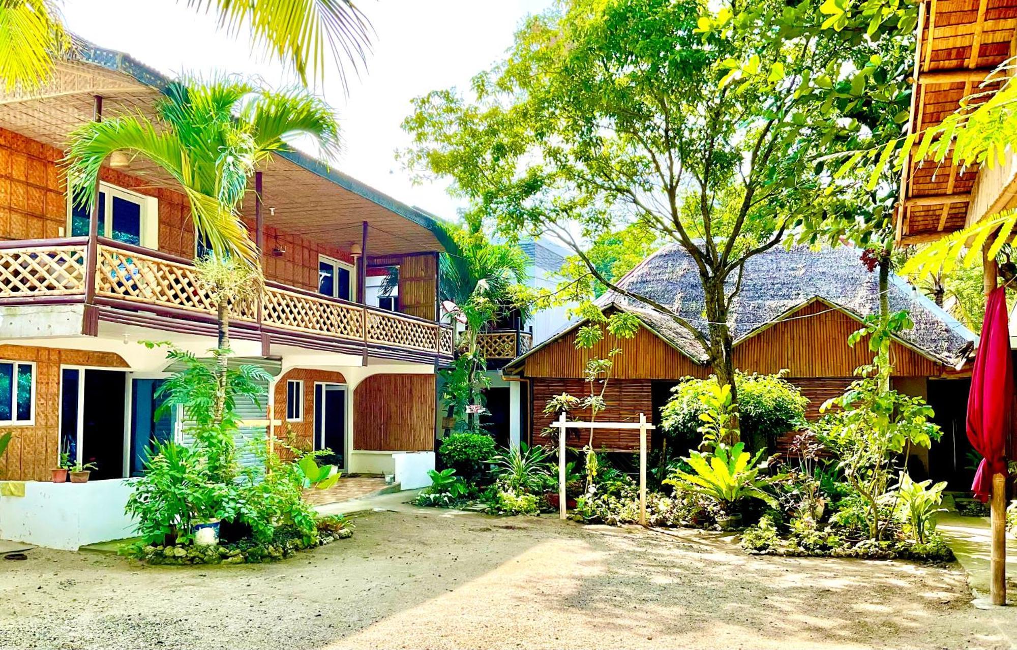 Treasure Beach Resort Carles Luaran gambar