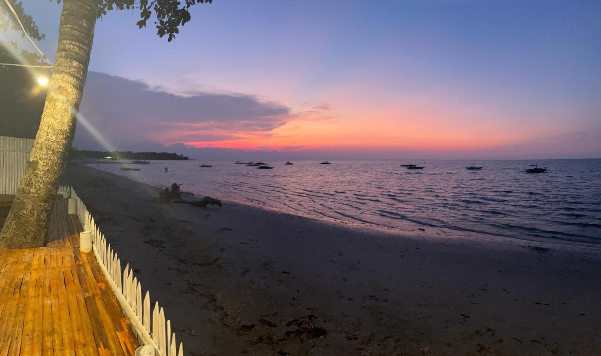 Treasure Beach Resort Carles Luaran gambar