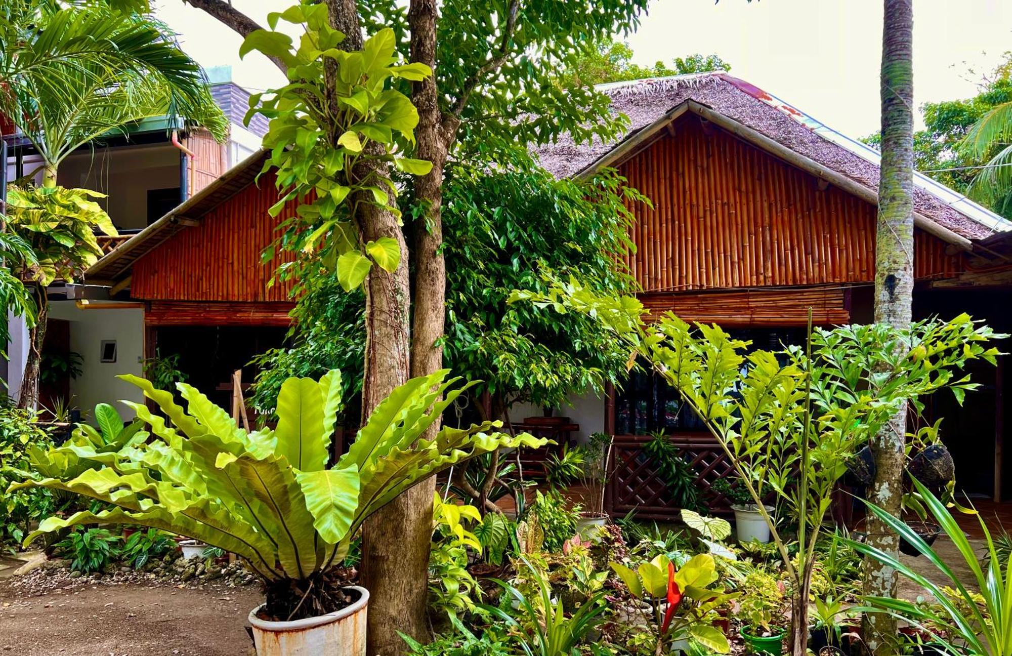 Treasure Beach Resort Carles Luaran gambar